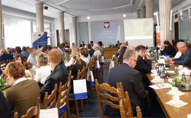 Konferencja na temat europejskiego funduszu społecznego